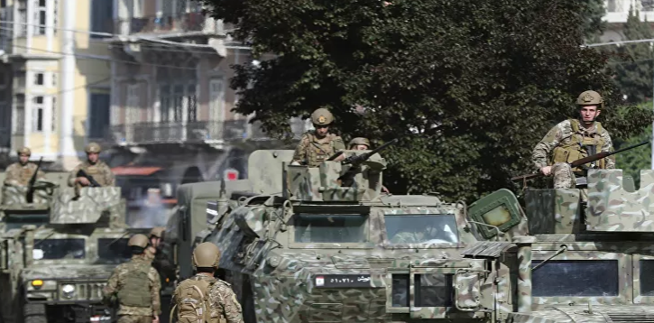 الجيش اللبناني يصادر راجمة صواريخ ويعتقل 4 أشخاص